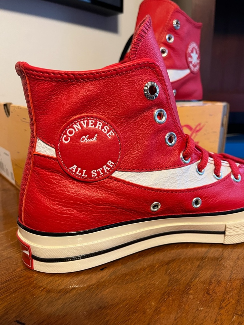 CONVERSE x COCA-COLA Chuck 70s - Picture 2 of 11